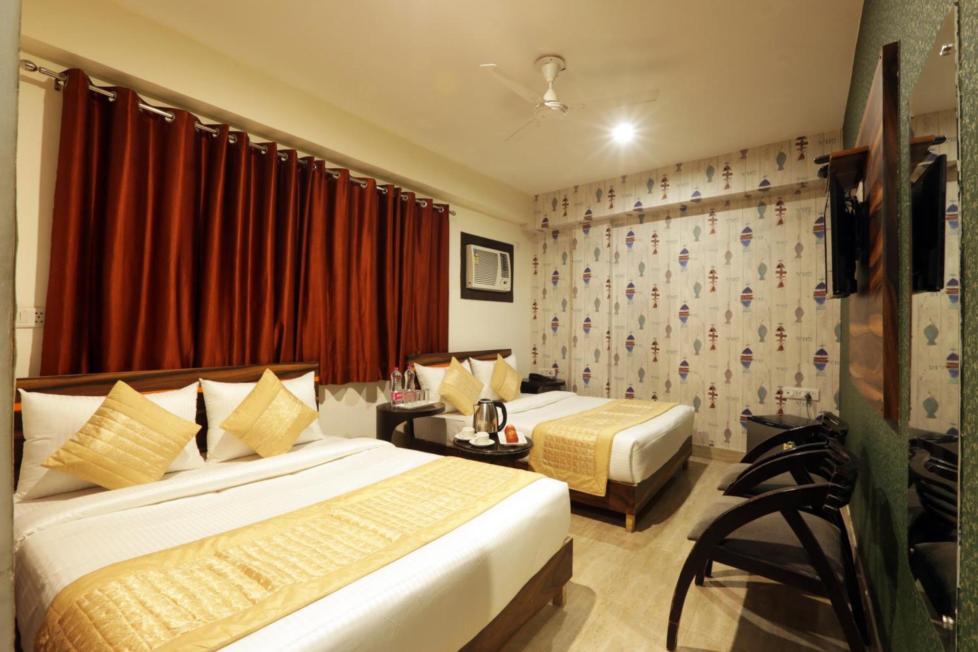 Hotel Sky View At Airport New Delhi Exterior photo